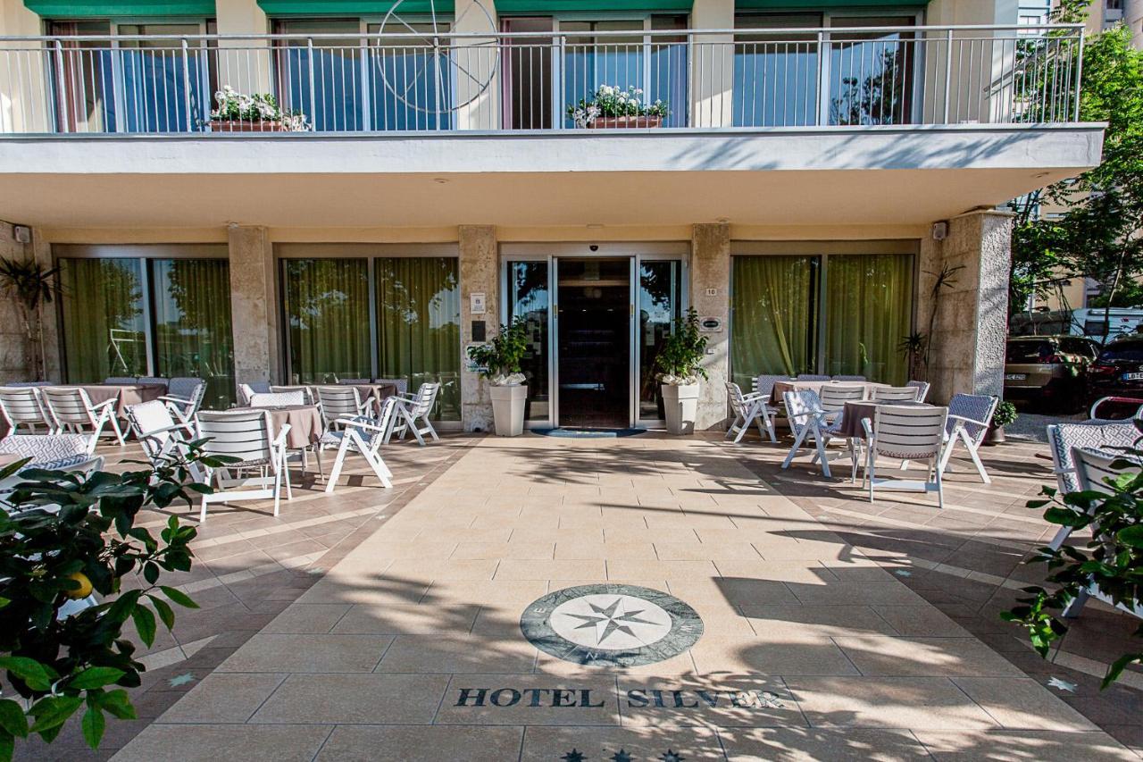 Hotel Silver Milano Marittima Exterior photo